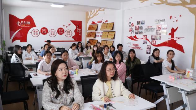 扇舞古韻，文化沁心——潤澤書院舉辦DIY團(tuán)扇文化藝術(shù)體驗(yàn)活動(dòng)